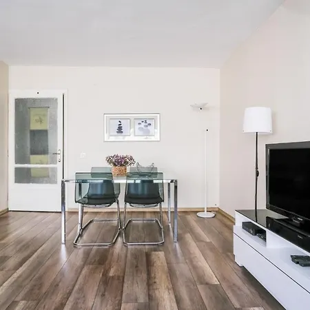 Central Flat 3 Min To Metro And Citys Nisantasi